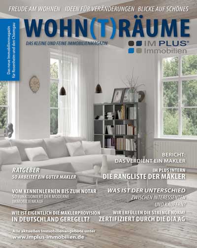 Im Plus Immobilien Magazin Cover - Innenansicht eines Wohnzimmers einer Immobilie